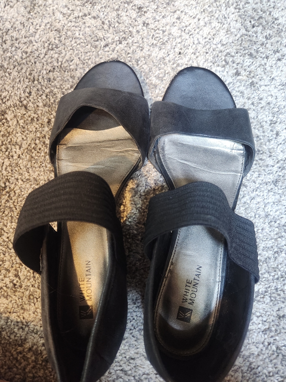 White Mountain Black Elastic Strap Open-Toe Dandals